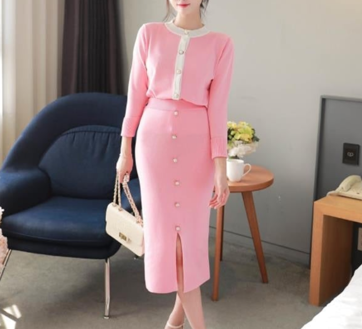 Splitting Knitted Pencil Skirt Suit