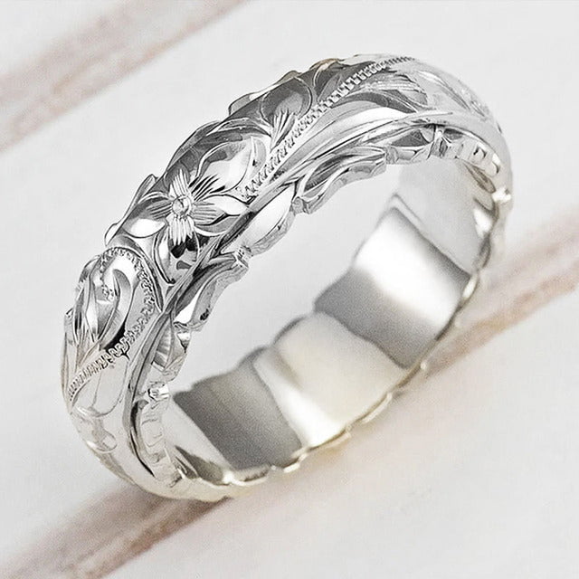 Elegant Craved Flower Pattern Band