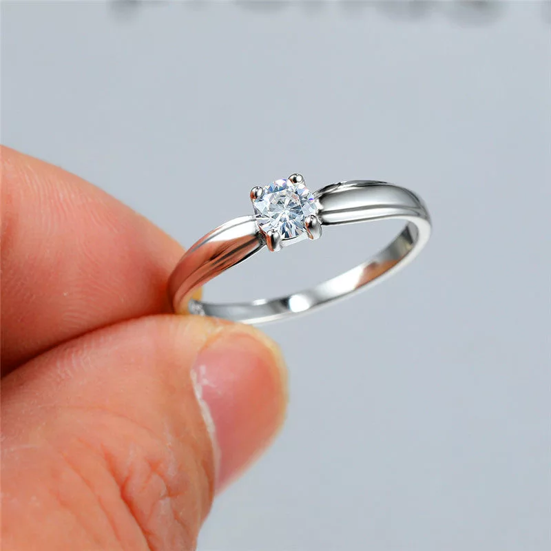 Luxury Silver Engagement Ring - Enenesis