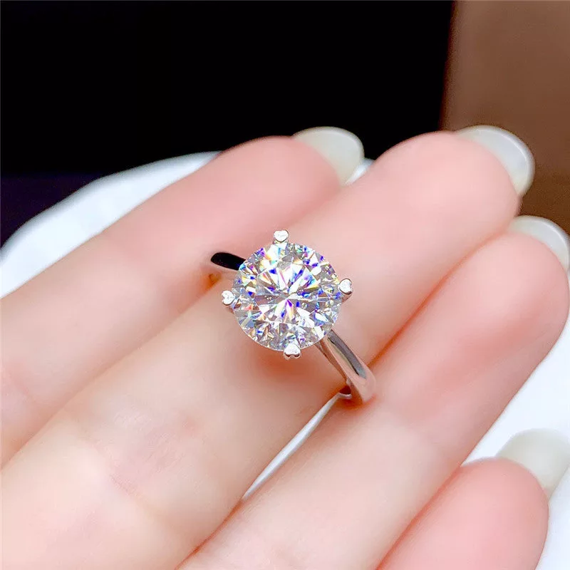 Moissanite Diamond Ring