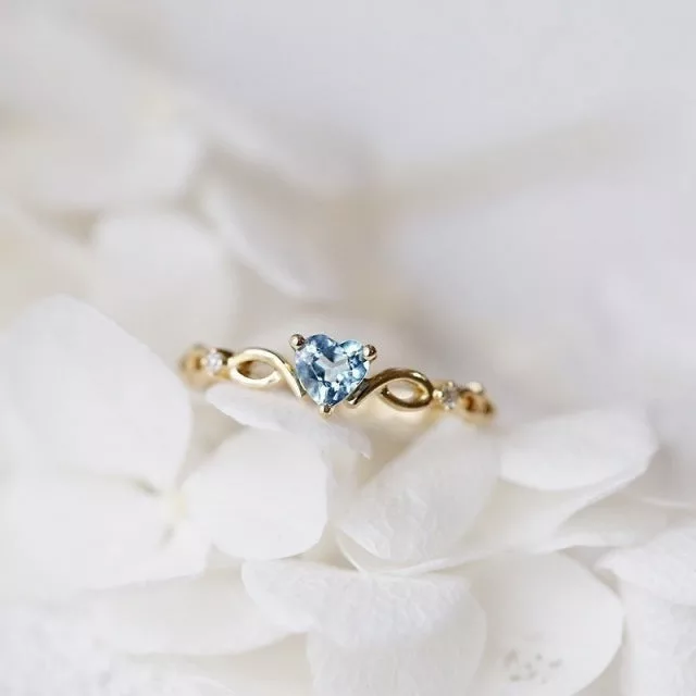 Simple Heart Ring