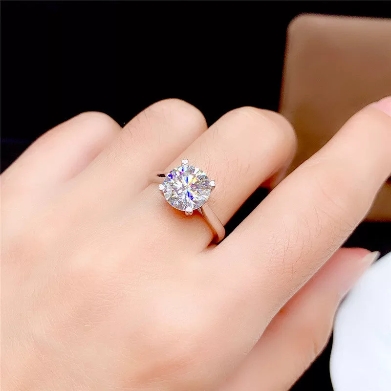 Moissanite Diamond Ring