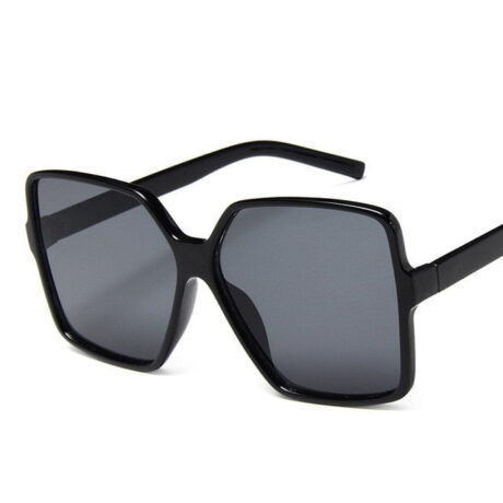 Chic Oversize Sunglasses - Enenesis